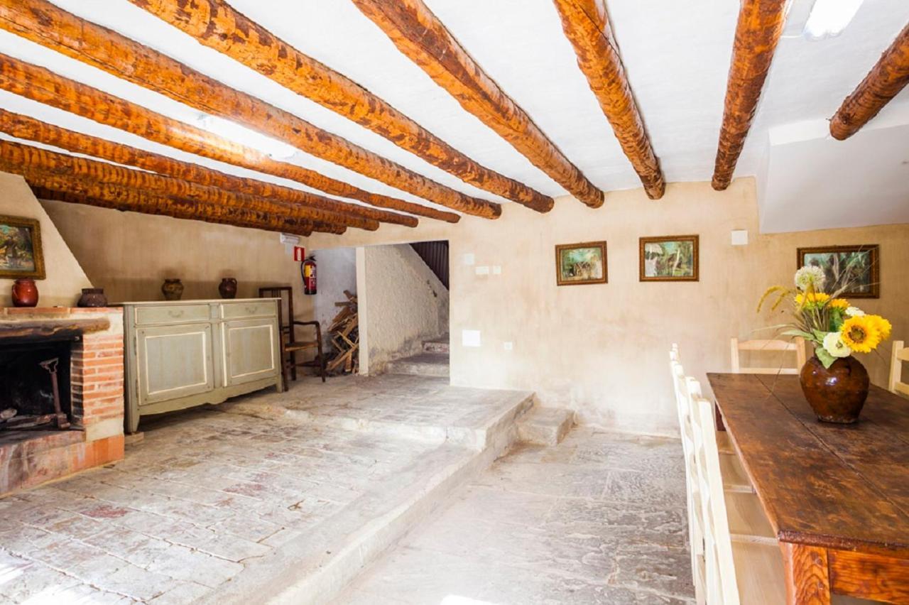 Santa Eulalia de Gállego Apartamentos Casa Samper מראה חיצוני תמונה