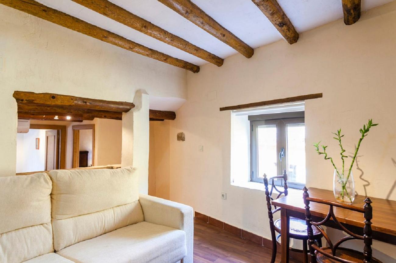 Santa Eulalia de Gállego Apartamentos Casa Samper חדר תמונה