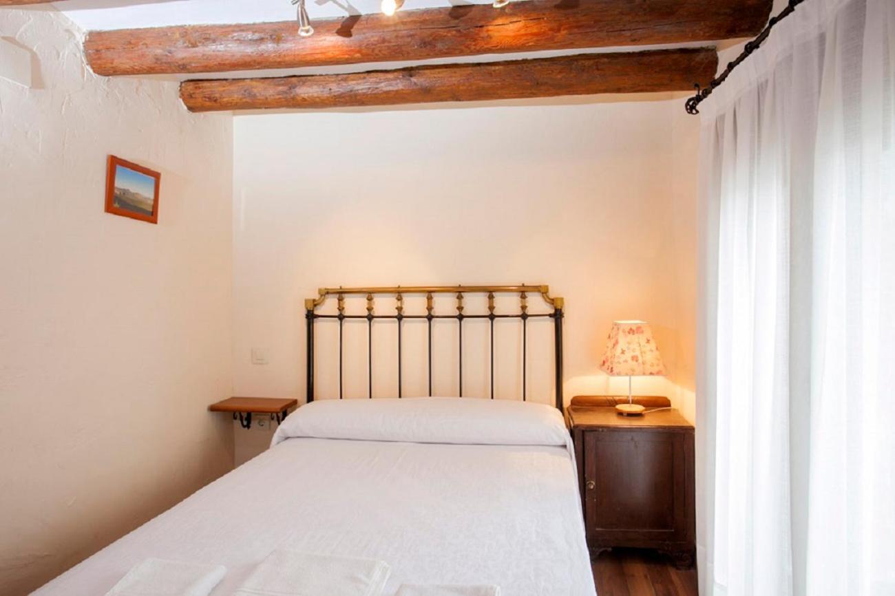 Santa Eulalia de Gállego Apartamentos Casa Samper חדר תמונה